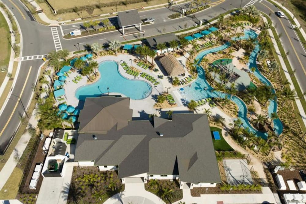 Outstanding 5bdr Disney Vacation