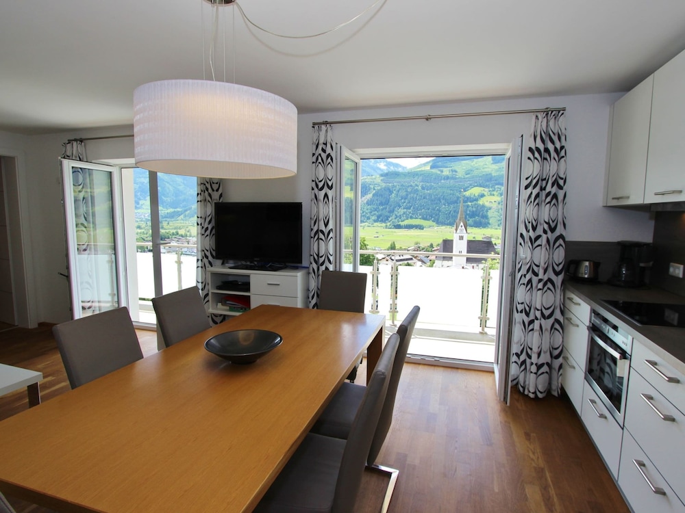 Apartment in ski Area in Piesendorf view 4