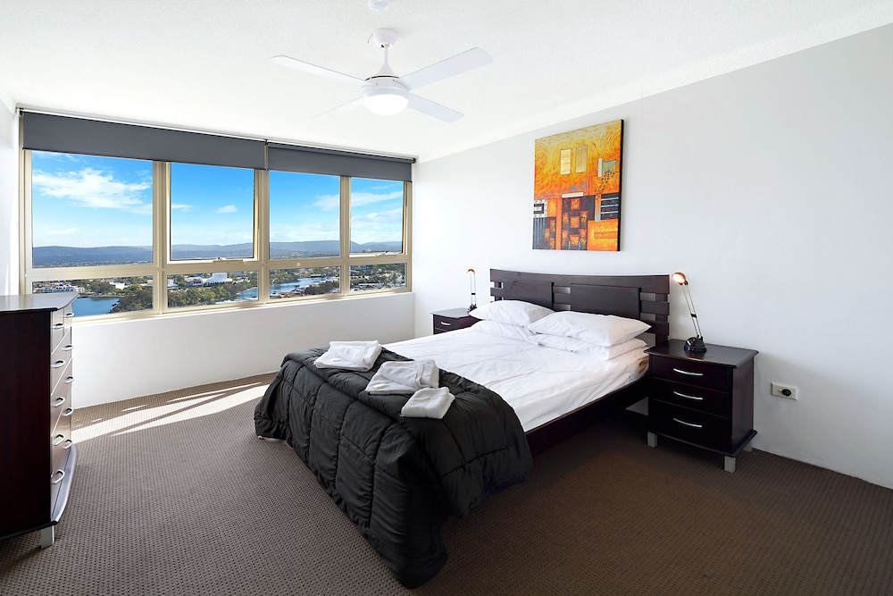 Surfers Paradise Vacations - Condor Ocean View Apartments managed by Gold Coast Premium - Property Image 4