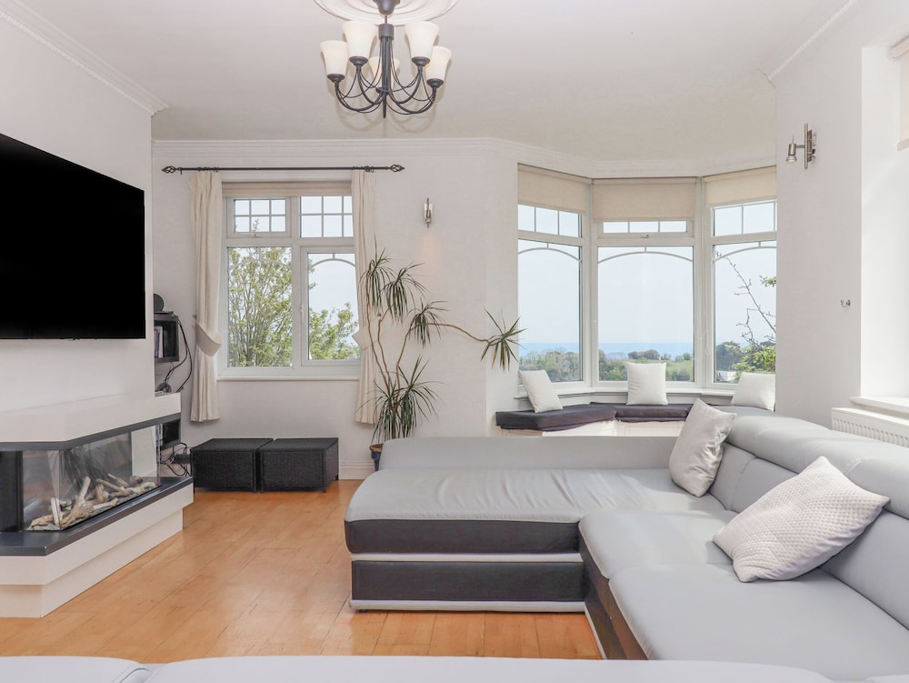 Flat 2 Channel View