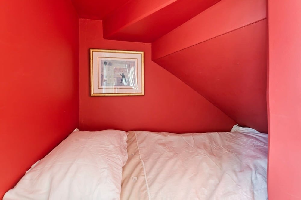 Studio Flat w Garden Access Holland Park