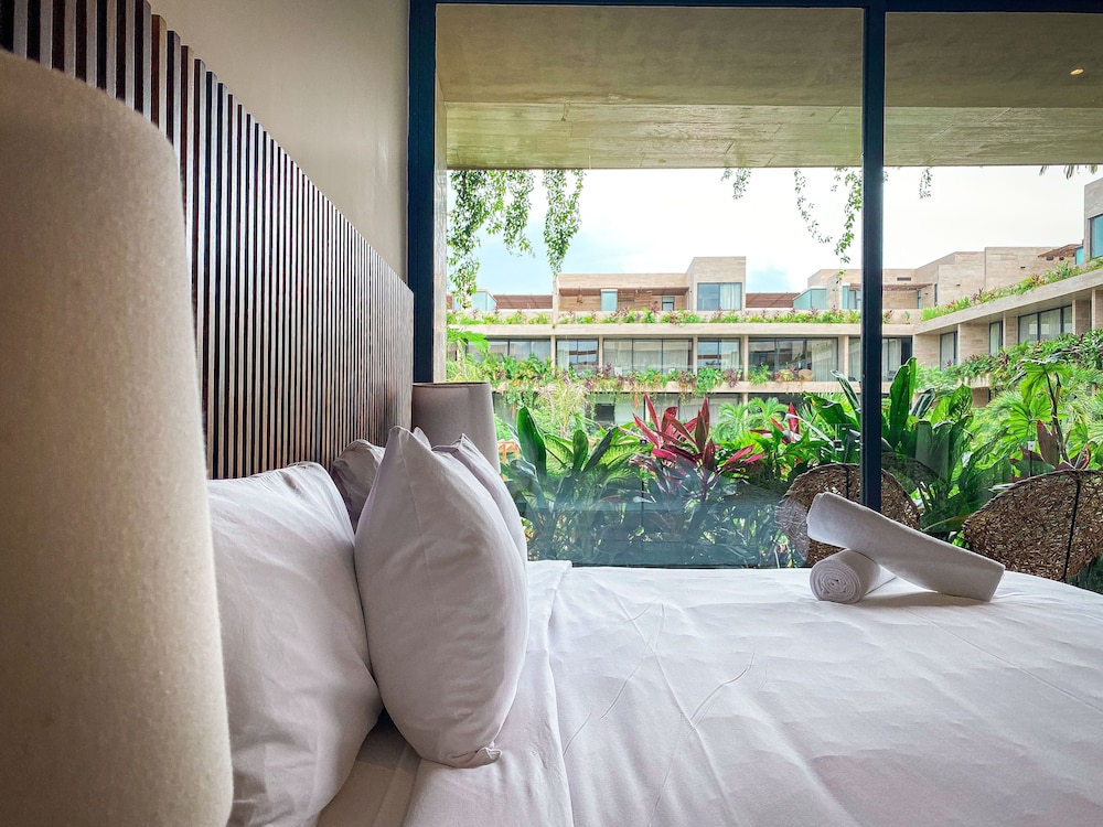 Oakley Street VII by Onefinestay