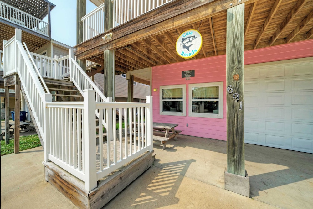 Sleeps 24 2 Homes w/ Beach Boardwalk Access & Deck Views Steps to the Beach
