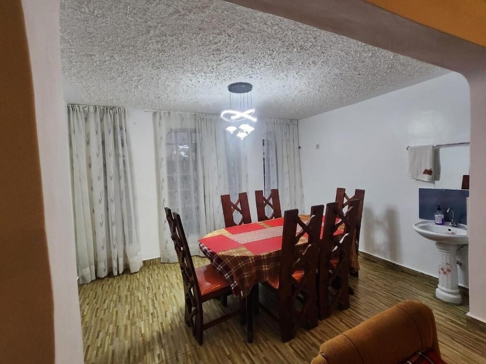 Serian Vacation House