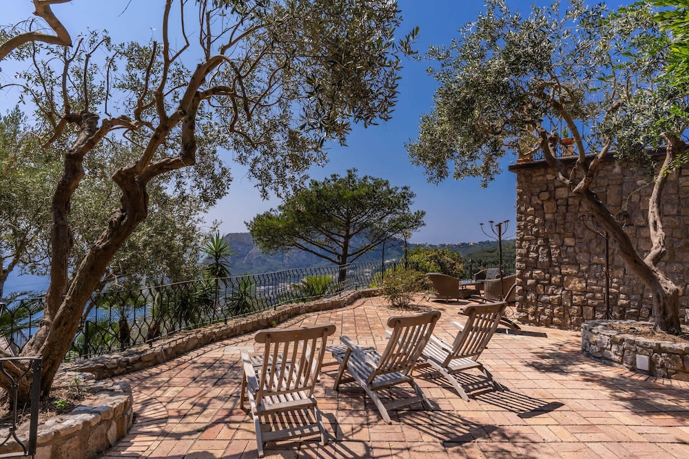 Neranya Resort - Monticchio Suite