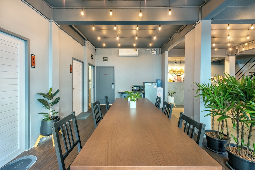 meeting & event spaces