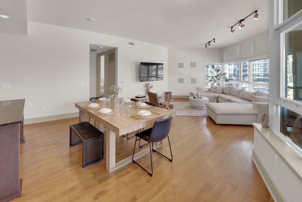 East Village Luxe Stays