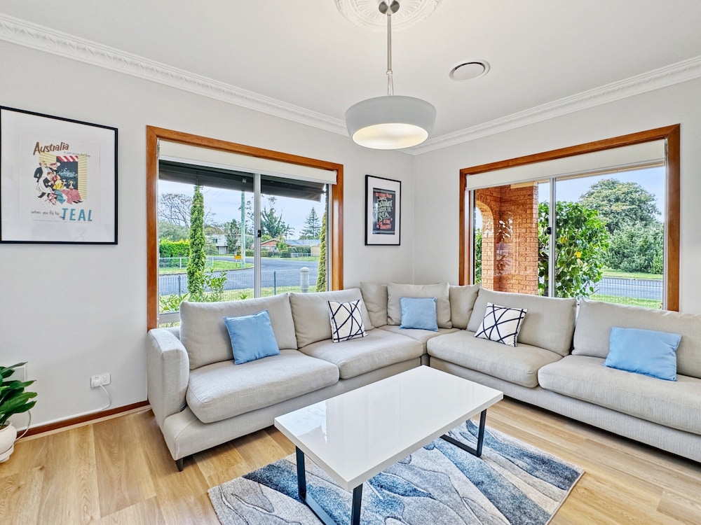 4-bed Beach House With Garden & Alfresco Dining