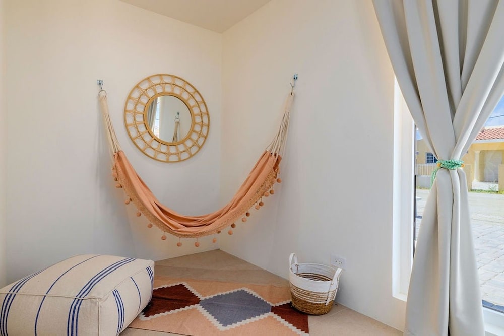 Colonial Modern Villa Sleep 14-pool Palapa Court