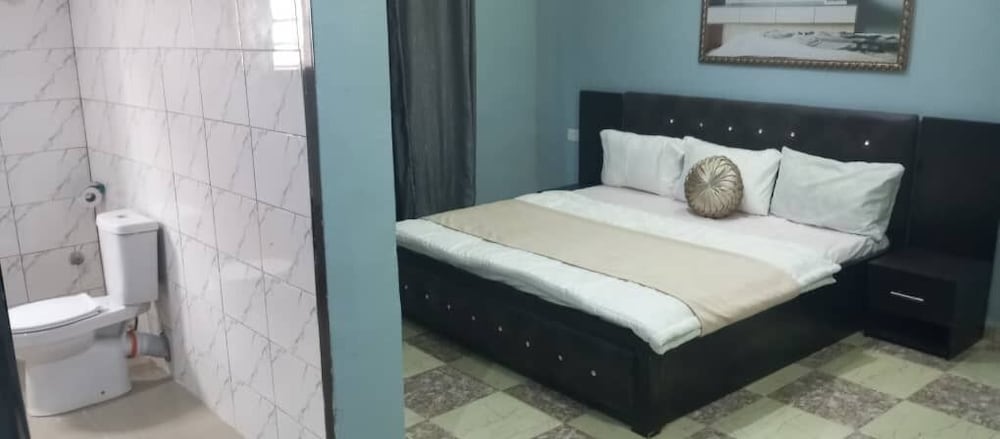 De-Convenant Apartment Short Term Rental view 2