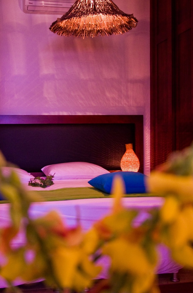 The Royal Windvillage, Waterfront Holiday Homes, Garden & Spa