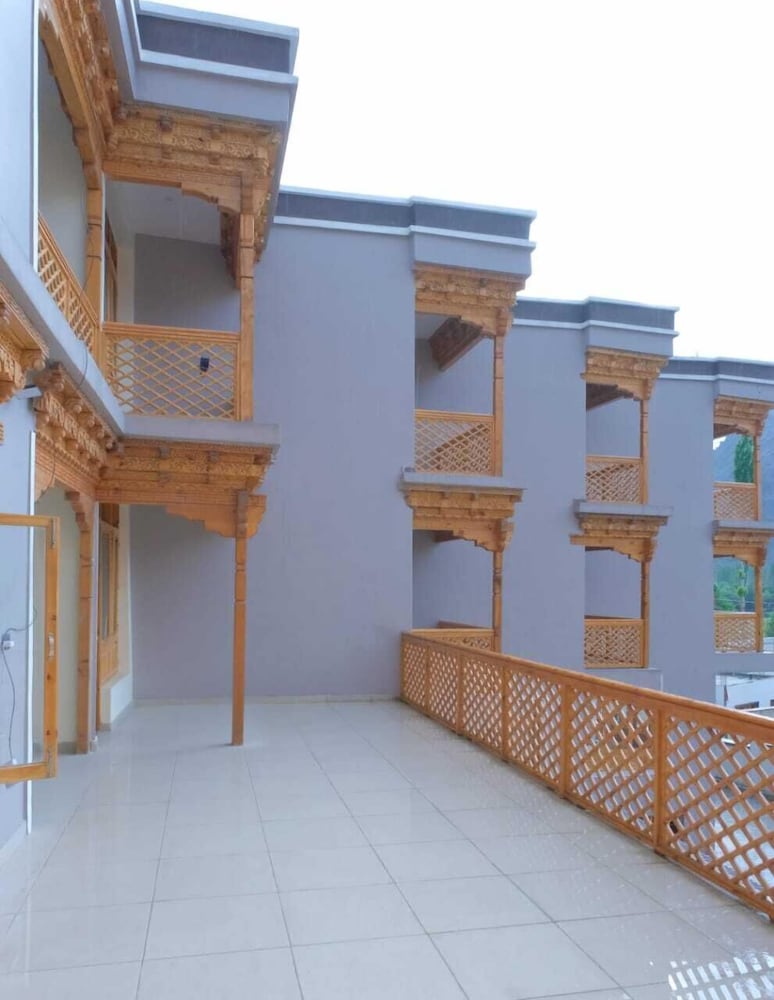Hotel The Presidency Ladakh view 4