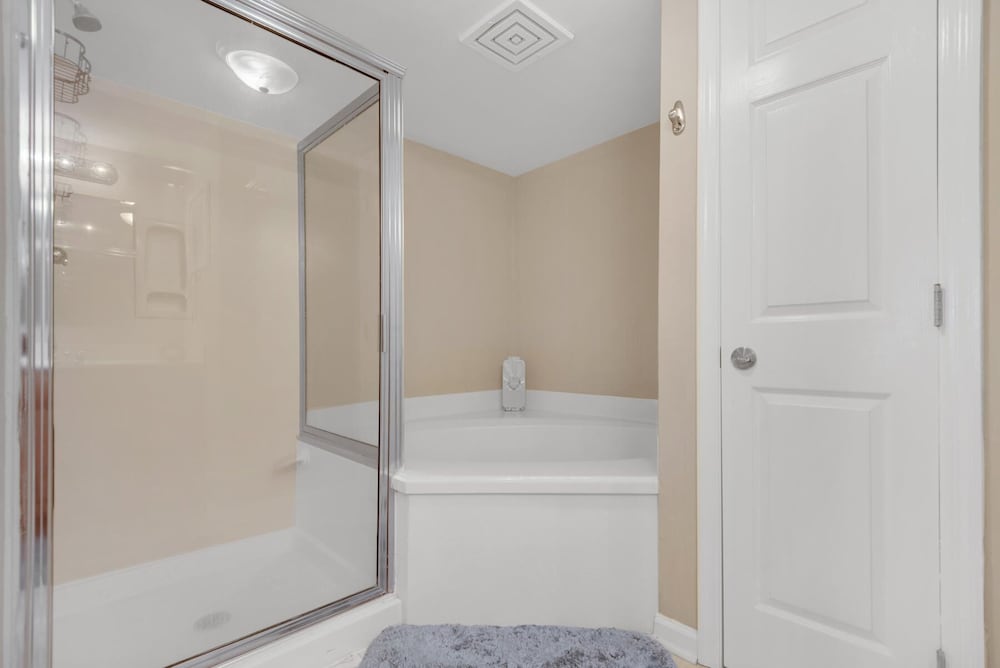 Gulf Dunes 101 by Brooks and Shorey Resorts