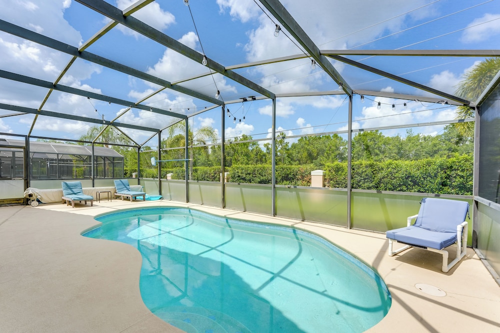 10 Mi to Wdw: Home w/ Themed Rooms, Pool & Lanai