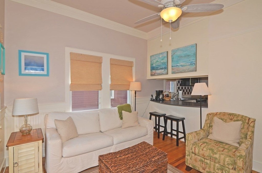 Cottage Rental Agency - Seaside, Florida