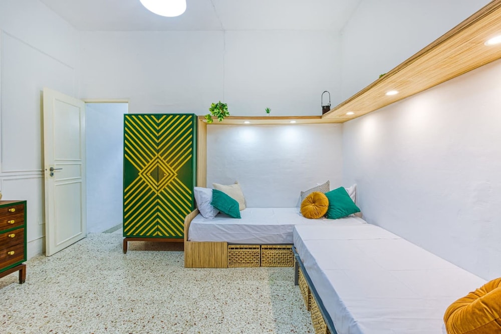 Lilly the Traditional Maltese Townhouse in Sliema
