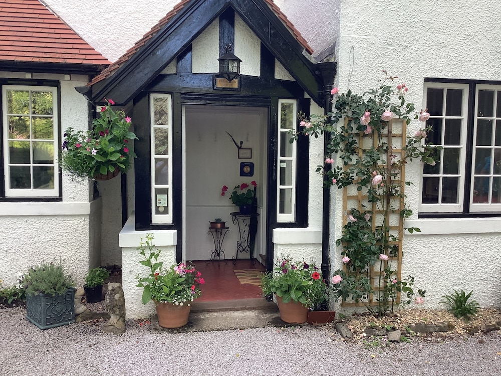 Cruachan House