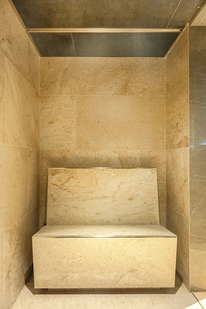 Incredible Studio Luxe Tower D902