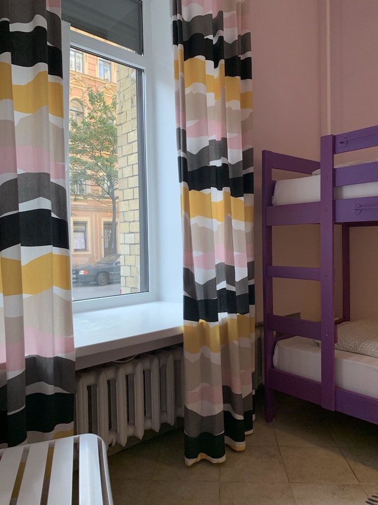 Hostel Makarena