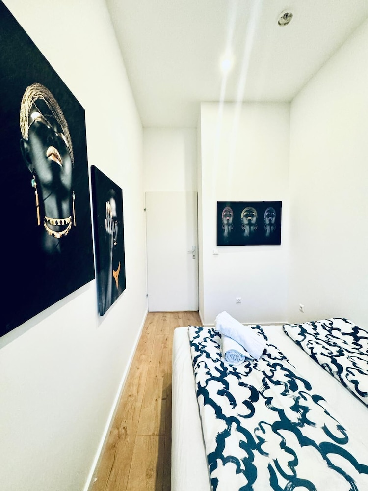 Comfortable 3BR Stay Kaufpark Area