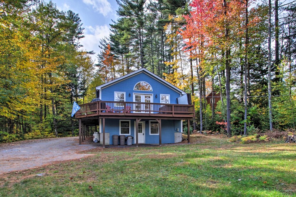 Bethel Chalet w/ Hot Tub: 3 Miles to Sunday River! view 4
