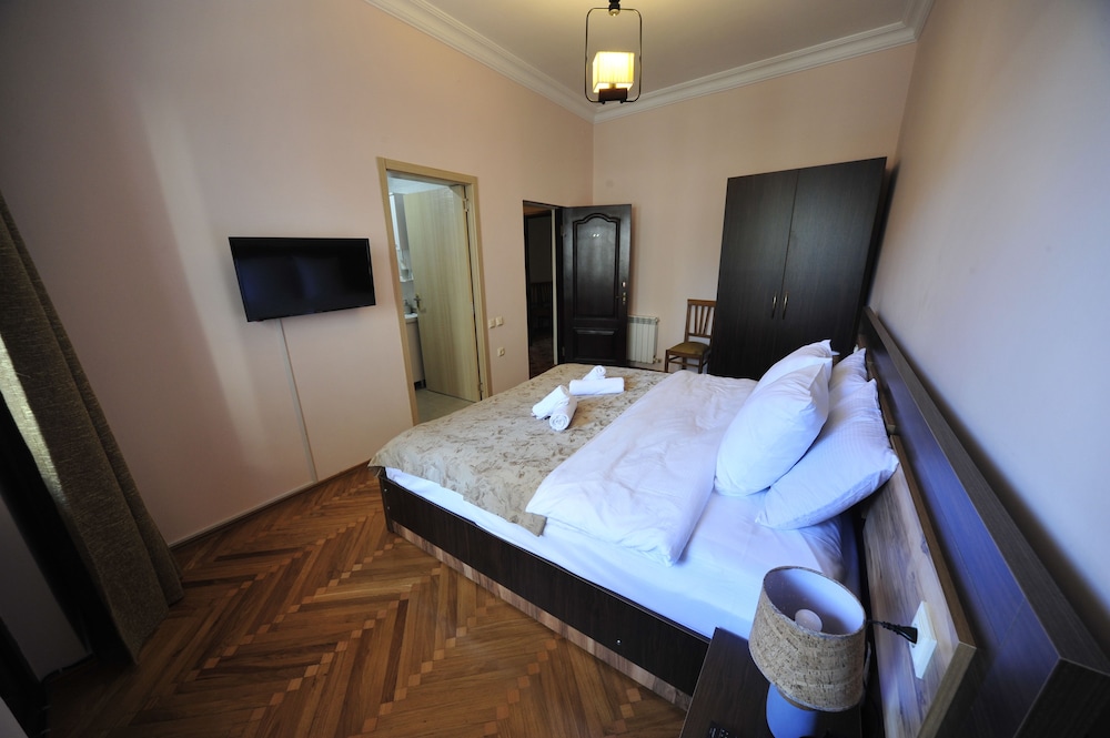 Guest House Batumi Globus