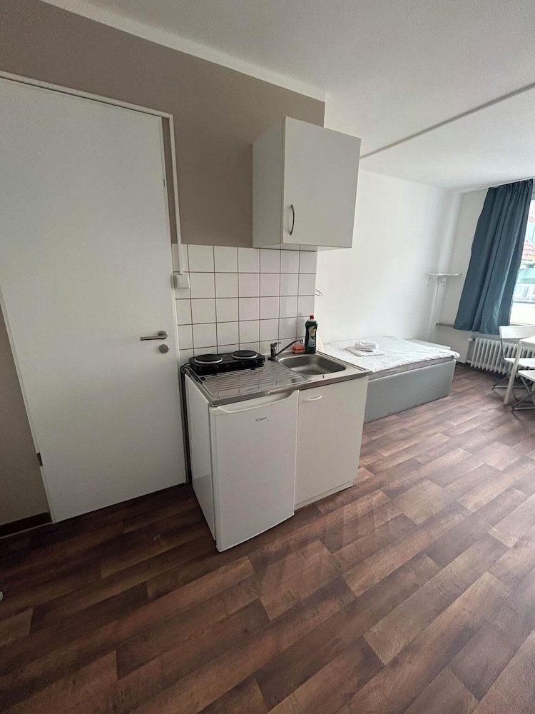 2-Rent Group Hostel Apartments SEN14