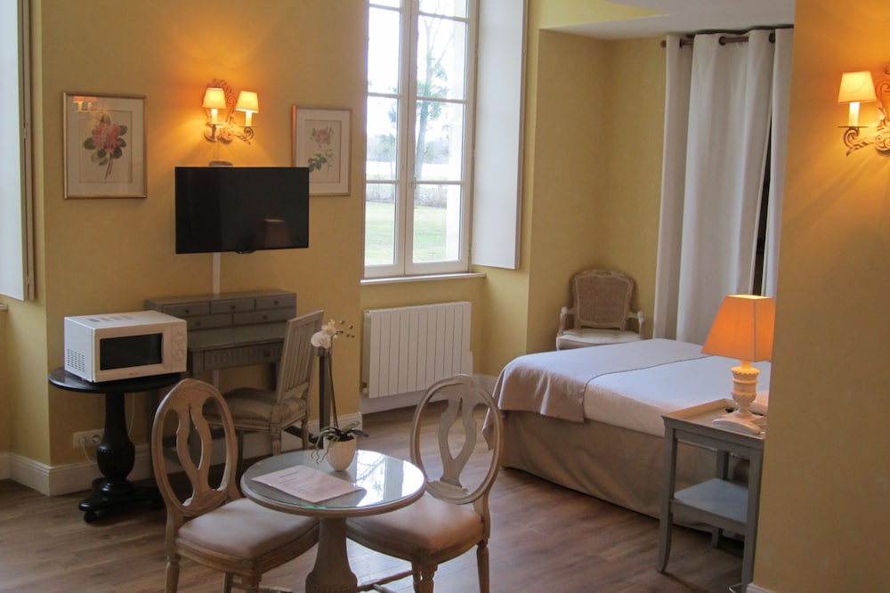 Bourges Vacations - Chateau de Lazenay - Property Image 27