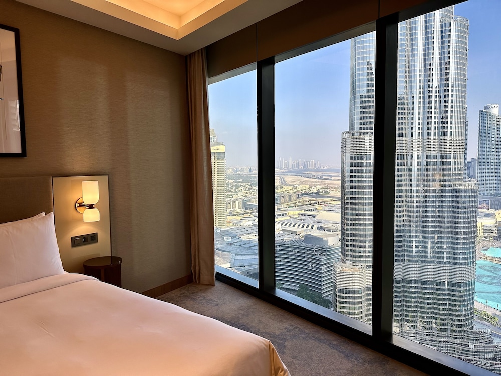 Lux BnB Address Opera I Burj Khalif Views