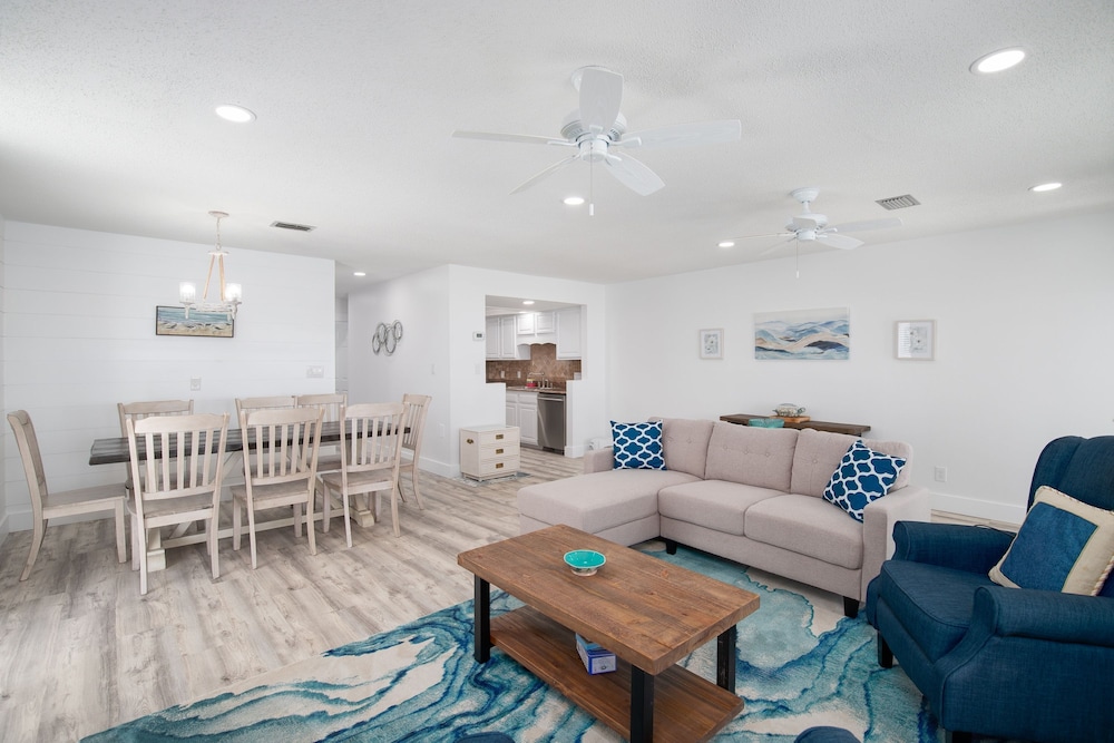 Destiny on the Sand by Avantstay Direct Beach Access Bbq on Large Ocean Facing Patio