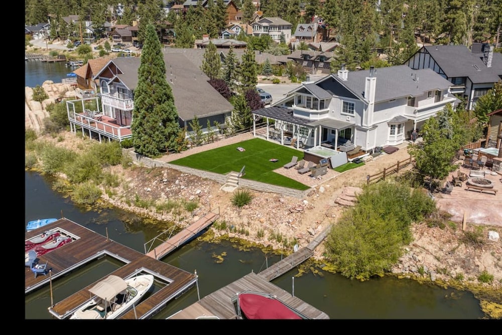 Lakefront Big Bear in Big Bear Lake