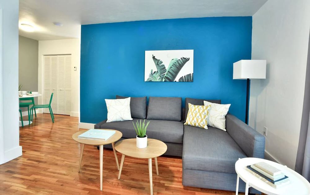 Broadway Suites Downtown by RocketStay
