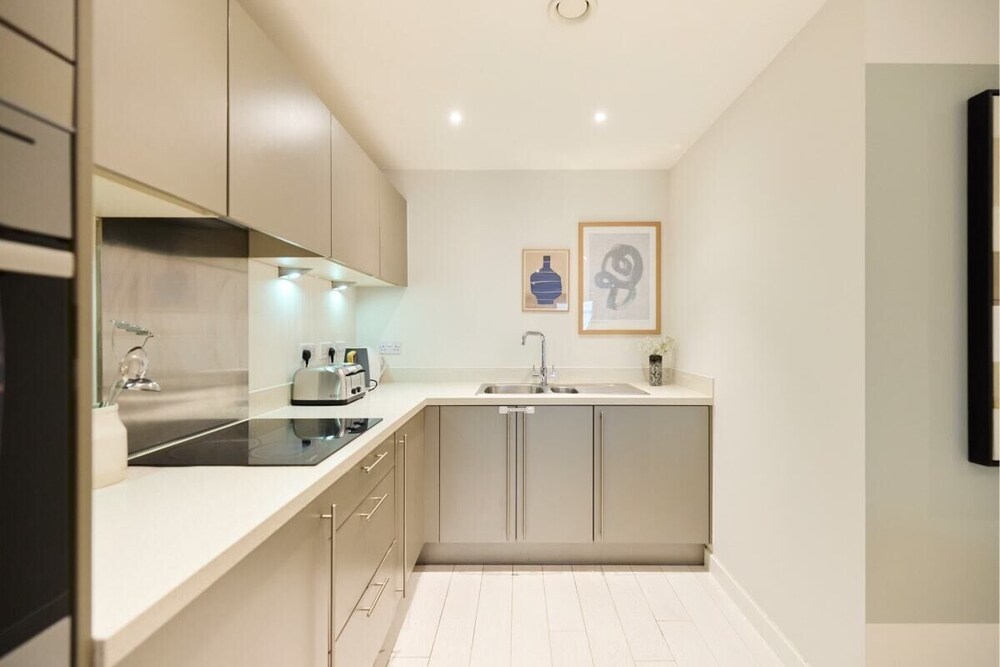 The River Lea Escape - Charming & Bright 2bdr Flat