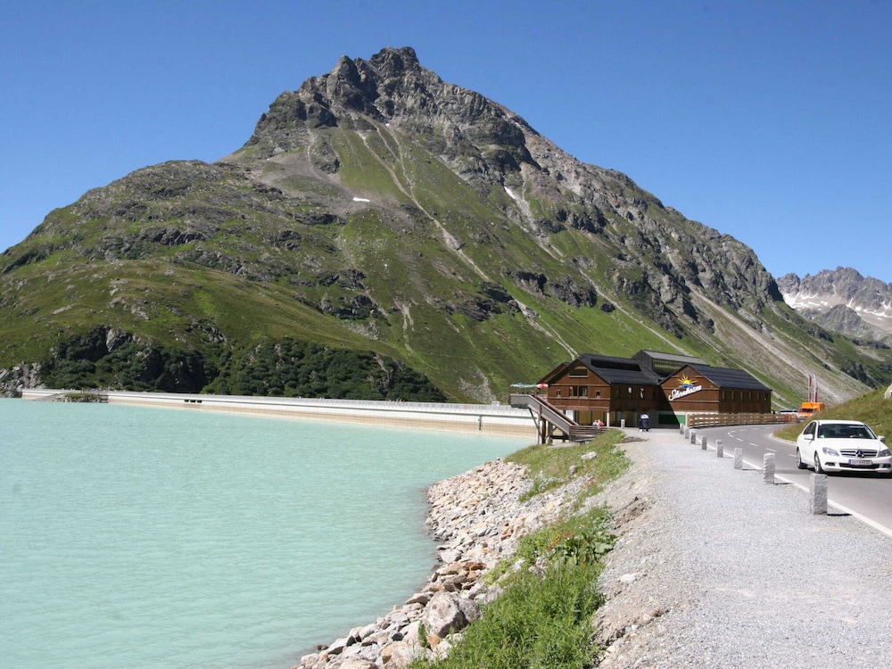 Photo 20