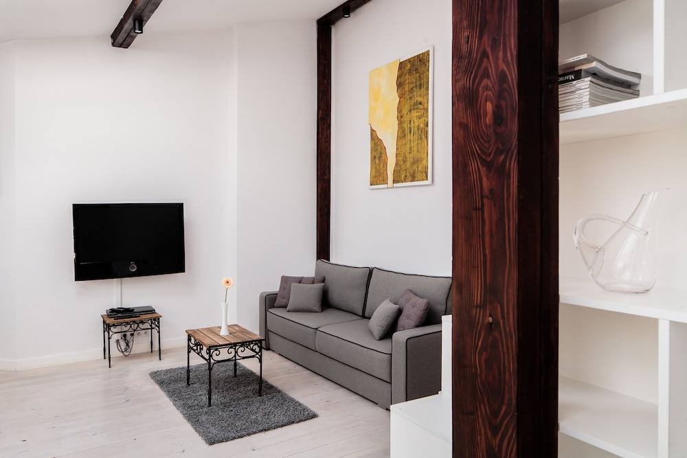 All In Apartments
