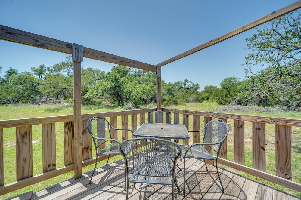 Serene Hill Country Cabin w/ Deck Near Wineries!