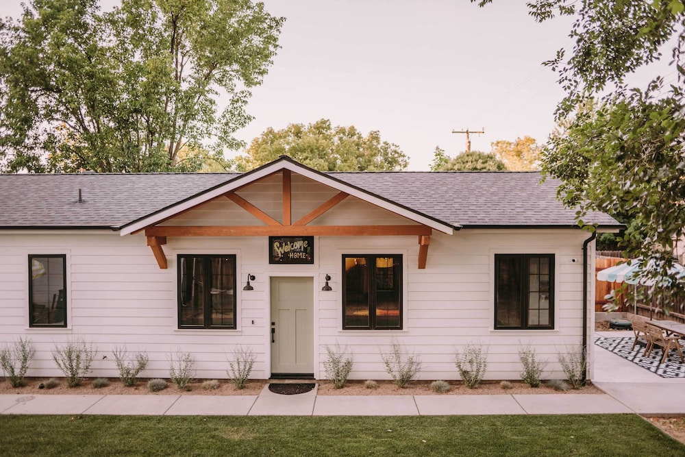 Sacramento Guest House w/ Patio ~ 5 Mi to Downtown view 3