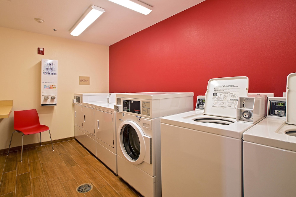 Dodge City Vacations - TownePlace Suites by Marriott Dodge City - Property Image 11