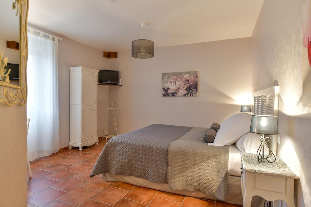 Le clos champagnac at Hotel Golf Chateau de Chailly