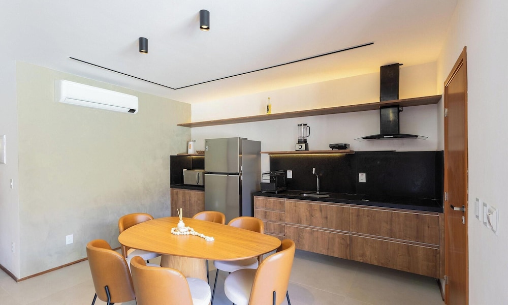 Apartments in Condo With Pool in Front of the Beach - NVB