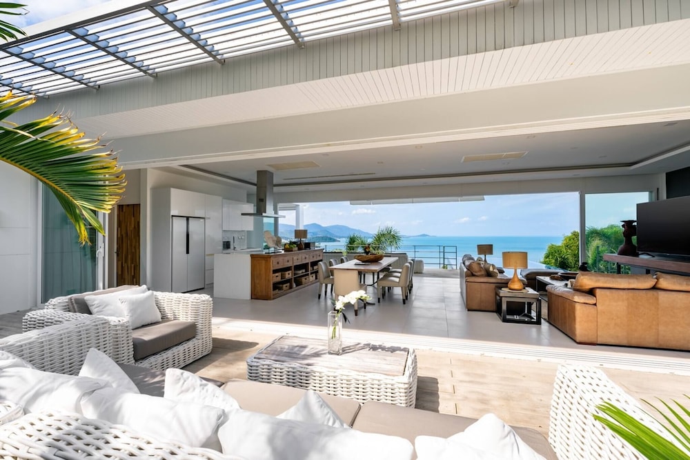 Luxury Sea View Pool Villa L at Unique Residences