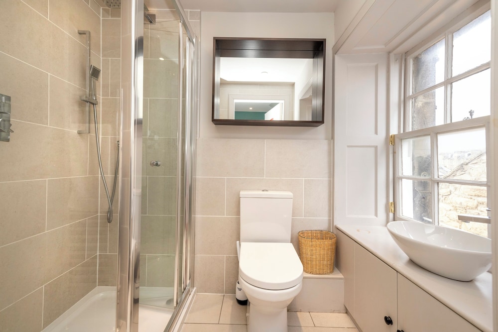 Luxury Family Flat in Edinburgh New Town