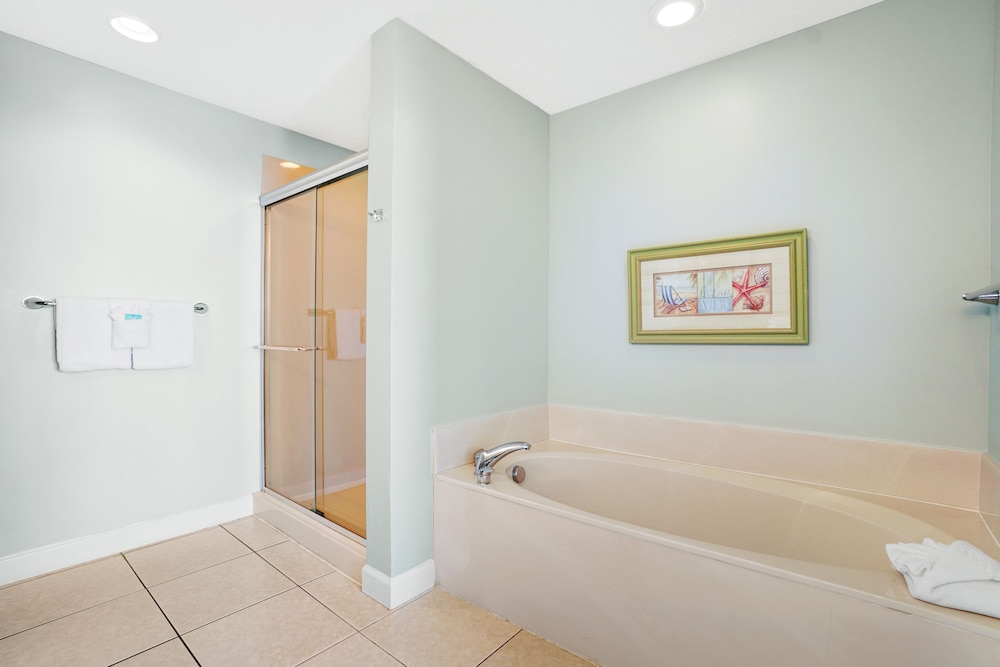 Splash Beach Resort by Panhandle Getaways