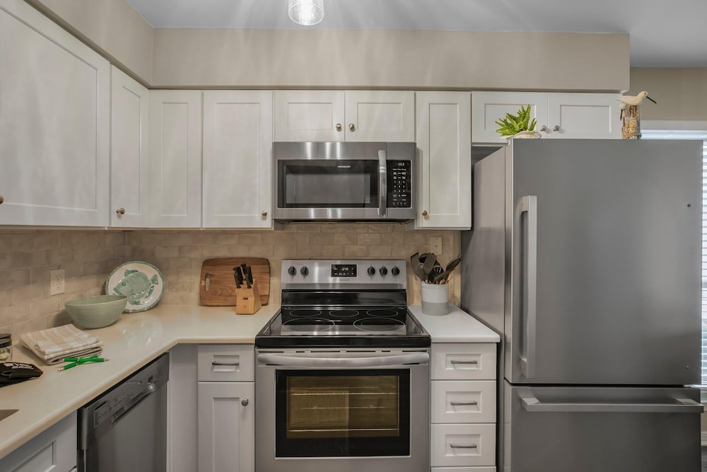 The Cove 205b