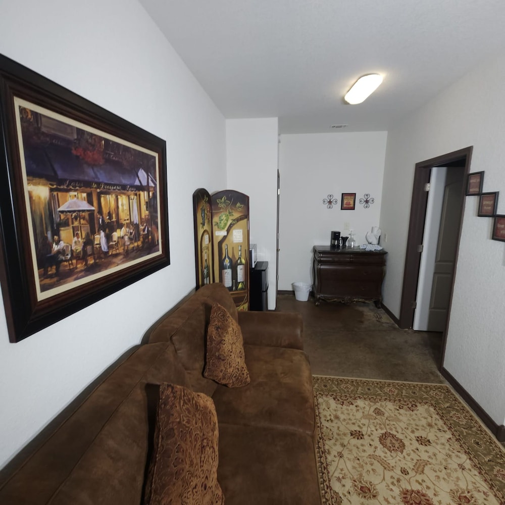 Unit 3 Champagne Terminal Stylish Stay