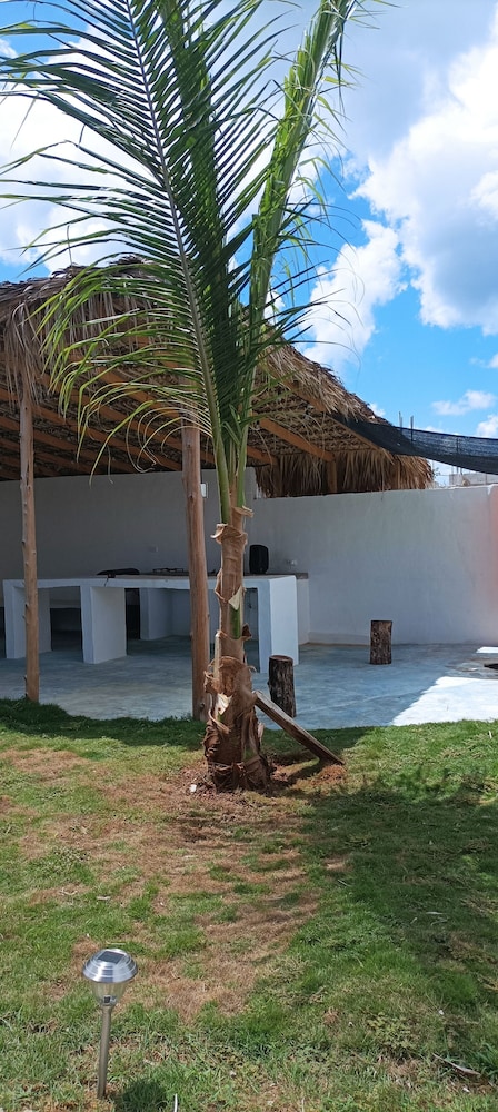 Blue beach Eco-hotel by Sanfabini