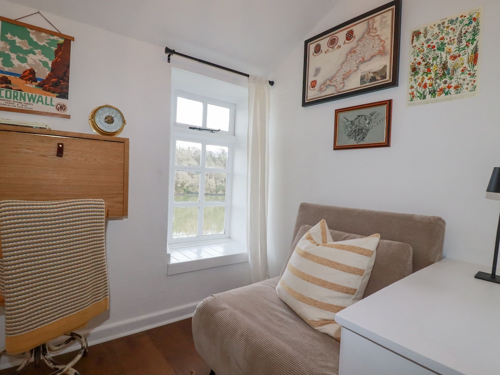 Waterside Cottage