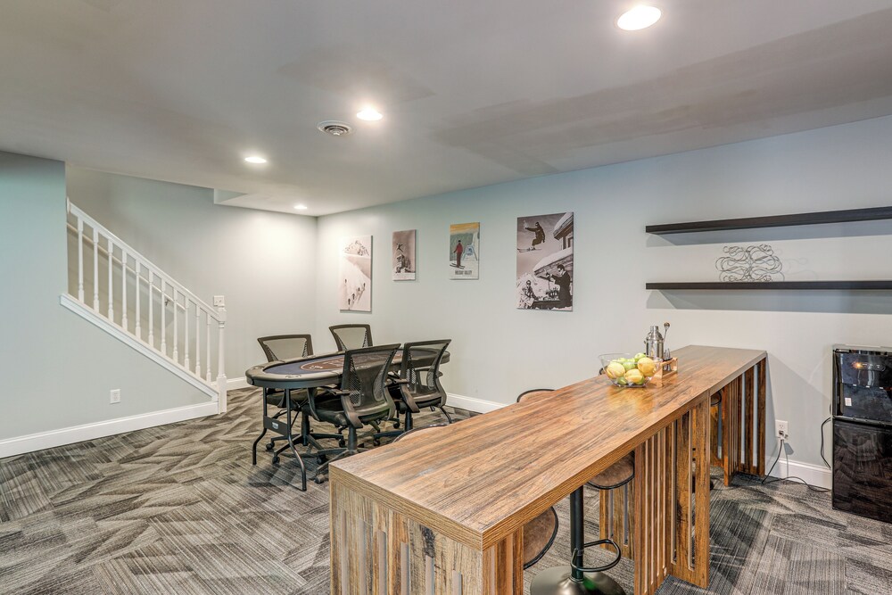 Game Room & Hot Tub: Big Fun in Ellicottville