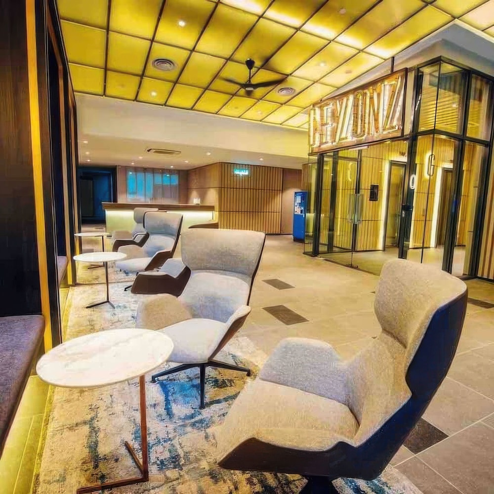 Jalan Ceylonz Suites KL