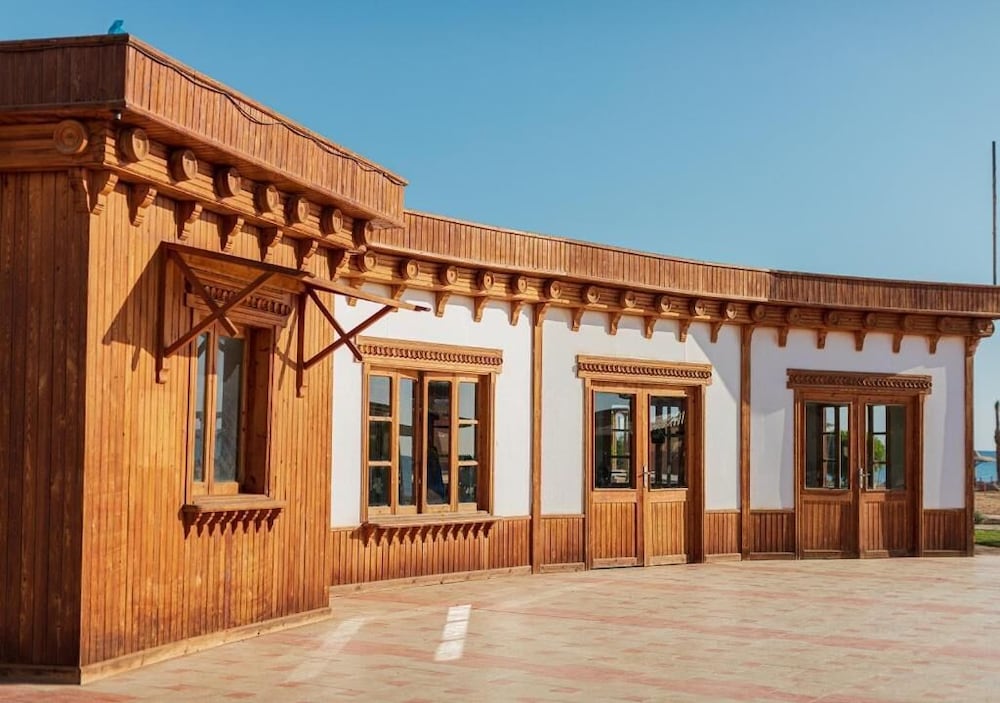 Laguna Beach Marsa Resort